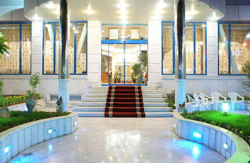 ورودی هتل هتل آپارتمان نجف اشرف مشهد